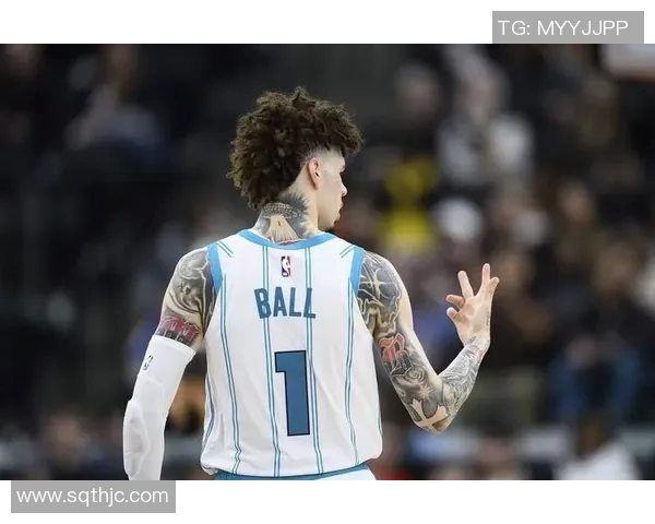 欧文迎帮手？小萨博尼斯重伤引爆国王队内线危机，勇士兜售库明加，独行侠球员交易市场开启