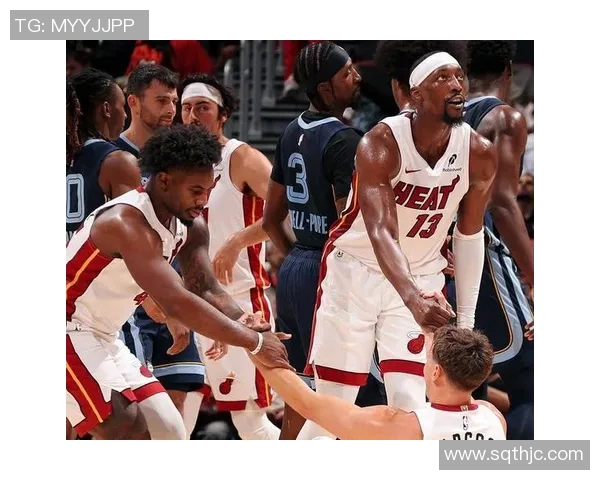 快船背靠背比赛仍重用锋线老将,球队用人策略显现明显混乱